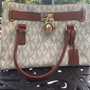 Michael Kors purse